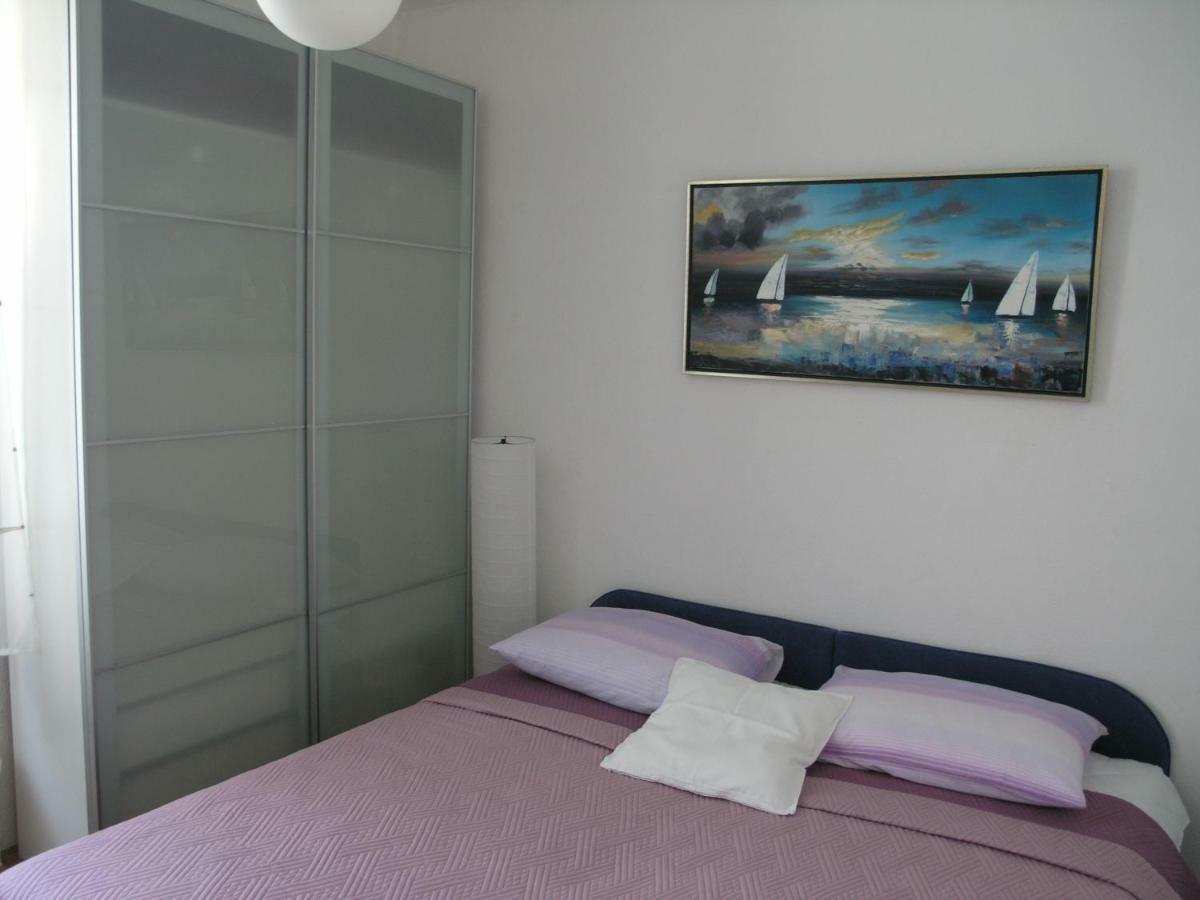 Hvar Apartment 4 ฮวาร์ ภายนอก รูปภาพ