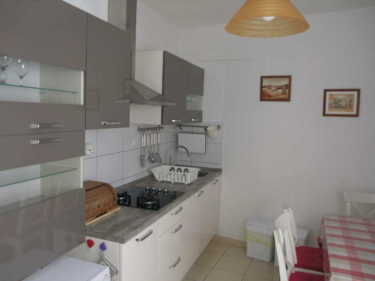 Hvar Apartment 4 ฮวาร์ ภายนอก รูปภาพ